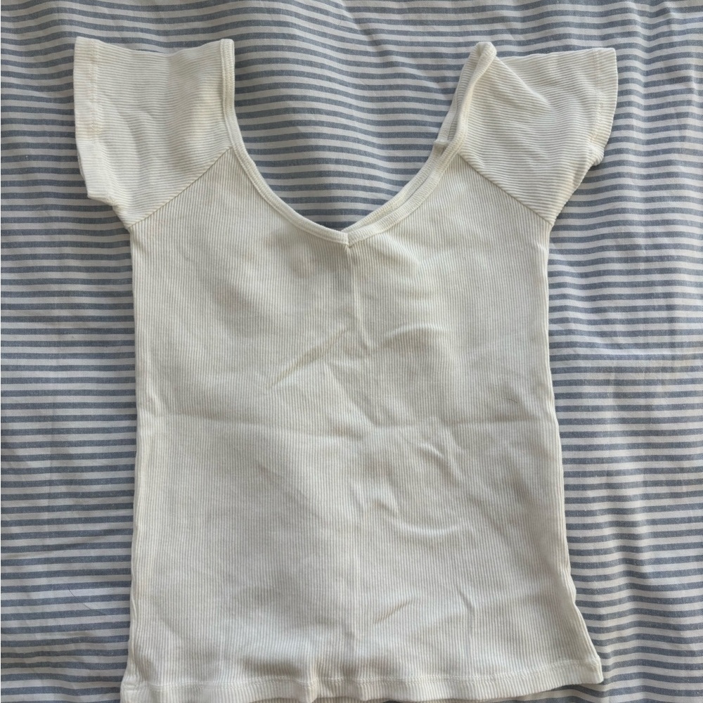 Chic Cream Ribbed Top
